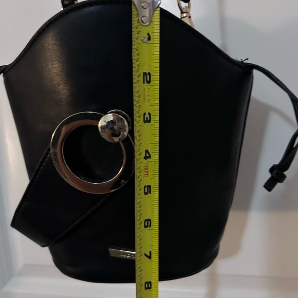 ALDO • Black Crossbody Bucket Bag • Med • - Picture 9 of 10